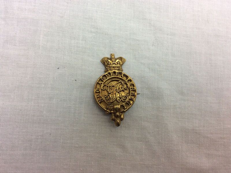 Victorian Officers military college badge (complete) Victorian Officers military college badge (complete)