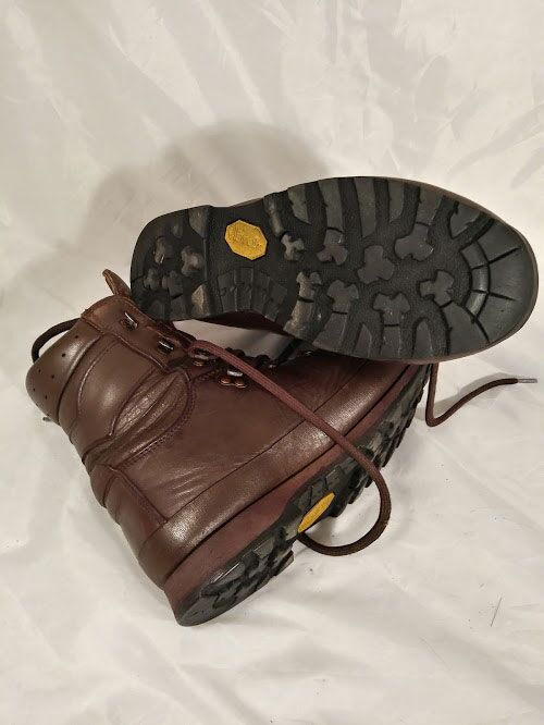 British Army Altberg boots British Army Altberg boots