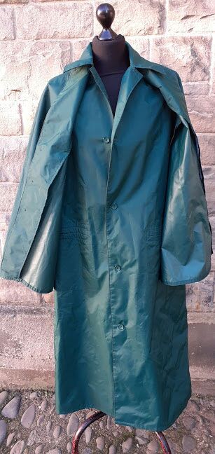 Band spec military issue pipers cape Band spec military issue pipers cape