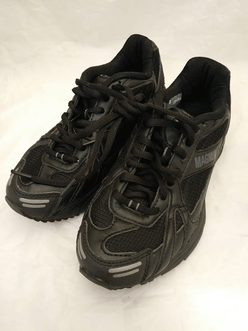 British Army issue magnum trainers British Army issue magnum trainers